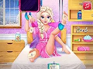 Ice Queen Hospital Recovery Online Game - Kids Doctor & Dress Up Game